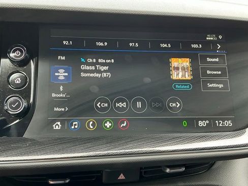 Used 2022 Buick Envision Preferred FWD image 11