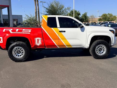 New 2025 Toyota Tacoma SR image 6