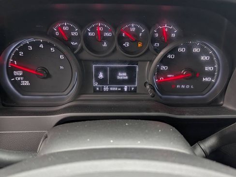 Used 2022 Chevrolet Silverado 1500 Custom AWD/4WD image 16
