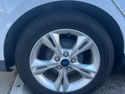 Used 2013 Ford Focus SE FWD image 10