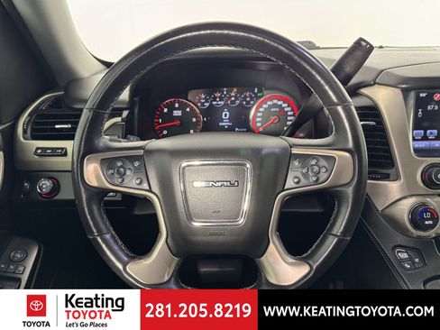 Used 2016 GMC Yukon XL Denali w/ Open Road Package image 29