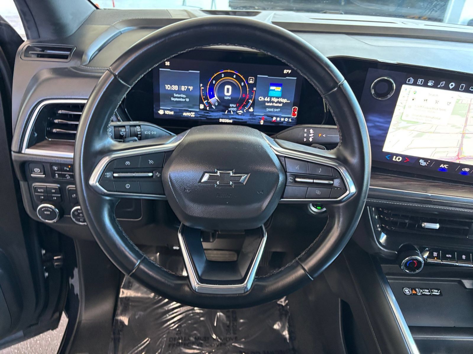 Used 2025 Chevrolet Tahoe Z71 AWD/4WD image 30