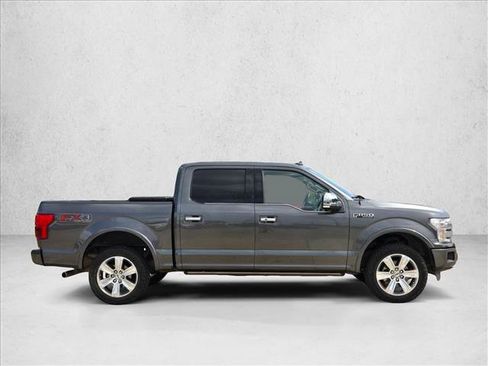 Used 2018 Ford F150 Platinum w/ Equipment Group 701A Luxury AWD/4WD image 4