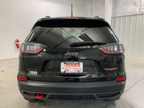 Used 2022 Jeep Cherokee Trailhawk w/ Technology Group B AWD/4WD image 25