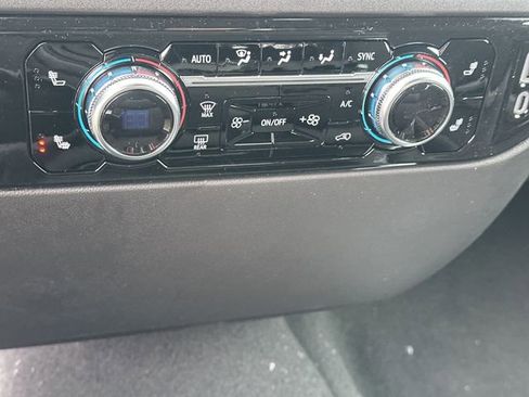 New 2026 GMC Sierra 1500 Elevation AWD/4WD image 19