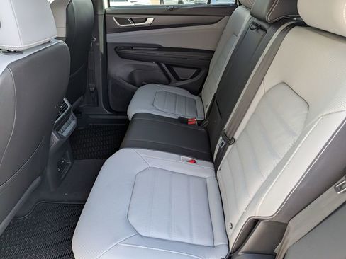 New 2026 Volkswagen Atlas Cross Sport SEL R-Line AWD/4WD image 20