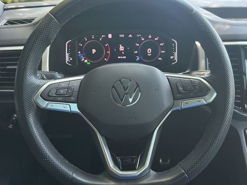 Used 2023 Volkswagen Atlas Cross Sport SEL R-Line AWD/4WD image 13