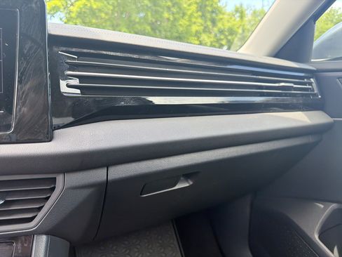 Used 2025 Volkswagen Jetta S FWD image 18