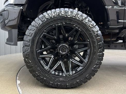Used 2026 Ford F250 Platinum w/ FX4 Off-Road Package AWD/4WD image 9