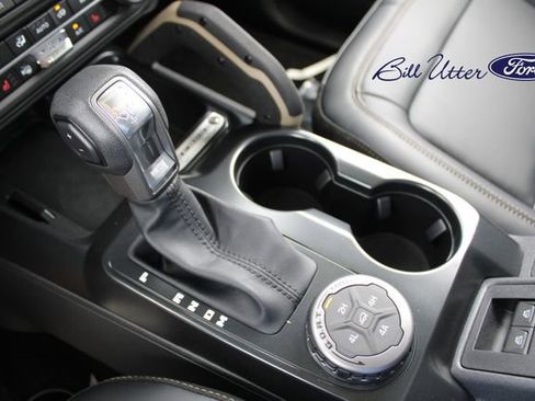 New 2026 Ford Bronco Badlands image 13