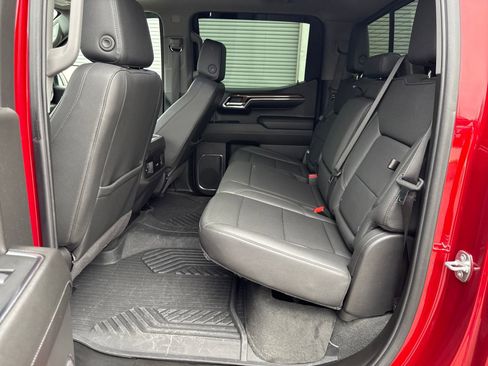 Used 2024 Chevrolet Silverado 1500 LT Trail Boss w/ Convenience Package II image 25