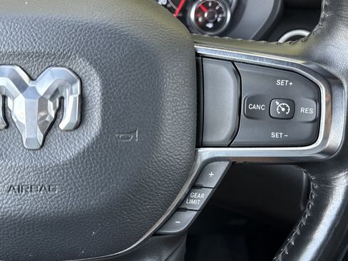 Used 2024 RAM 1500 Laramie AWD/4WD image 21
