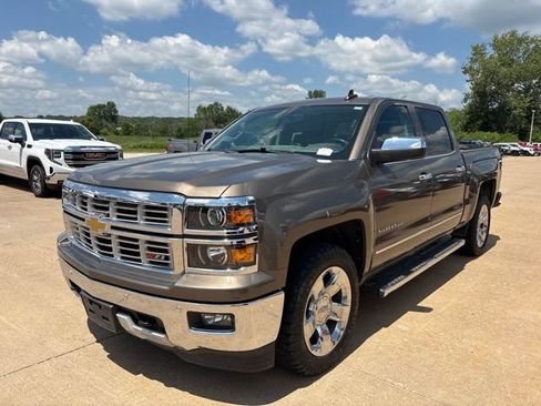 Used 2015 Chevrolet Silverado 1500 LTZ Z71 w/ LTZ Plus Package AWD/4WD image 7