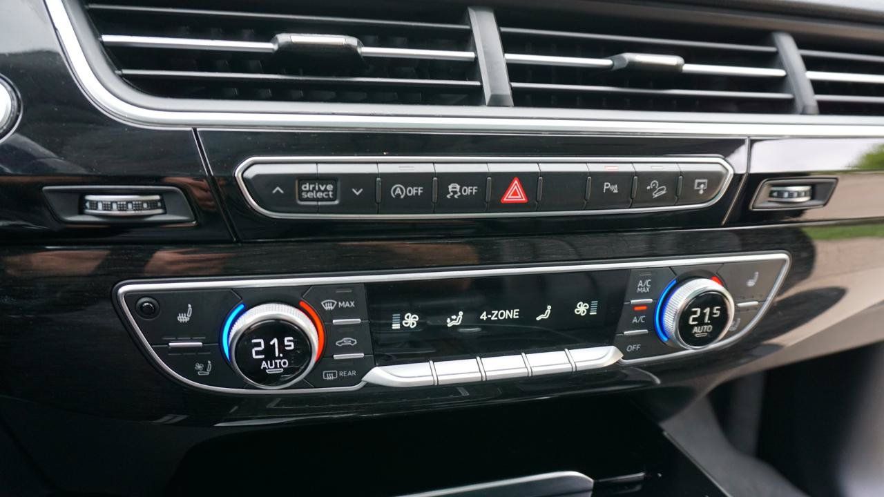 Used 2017 Audi Q7 3.0T Prestige AWD/4WD image 17