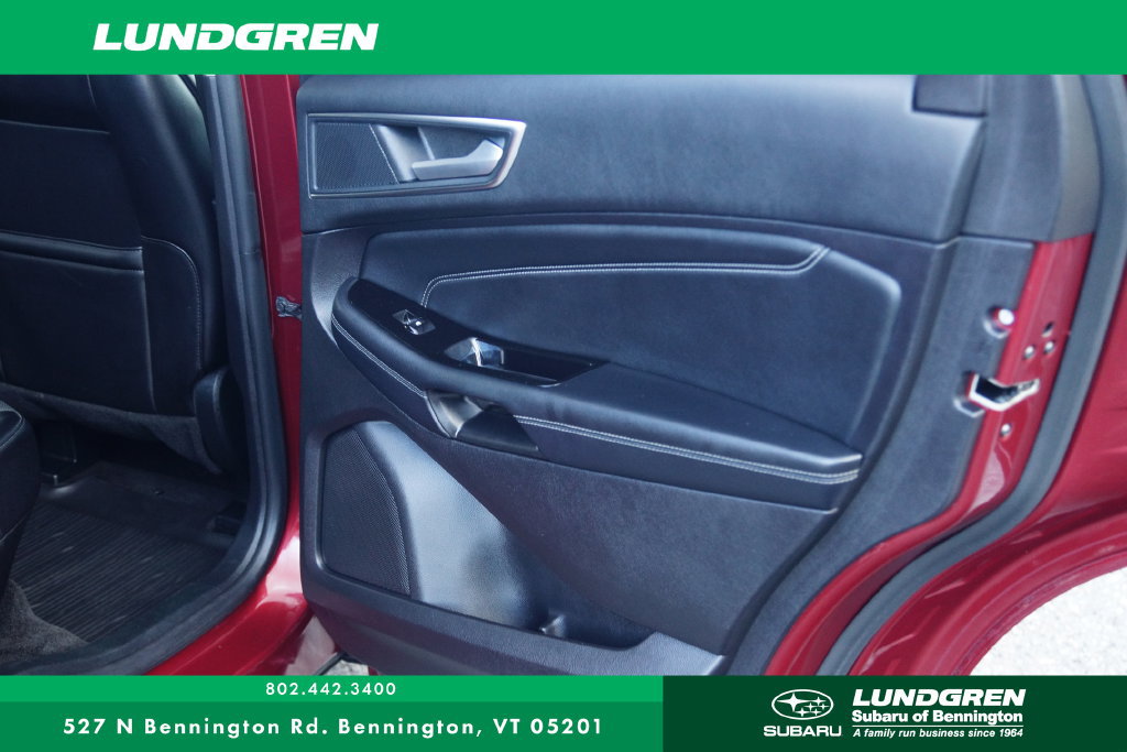 Used 2018 Ford Edge Titanium w/ Equipment Group 301A AWD/4WD image 27