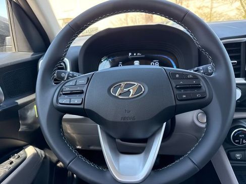 New 2026 Hyundai Venue SEL FWD image 21