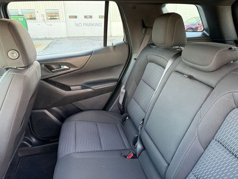 Used 2025 Chevrolet Equinox LT image 39