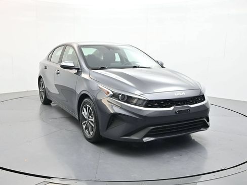 Used 2024 Kia Forte LXS FWD image 1