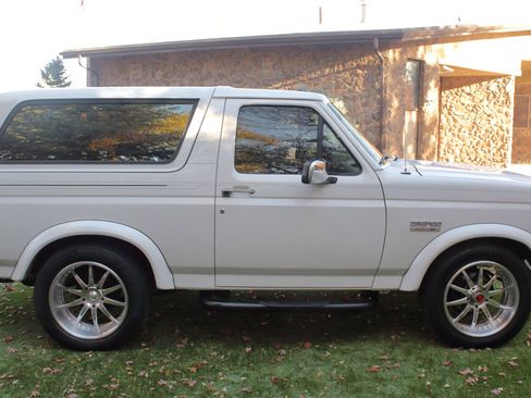 Used 1987 Ford Bronco image 10
