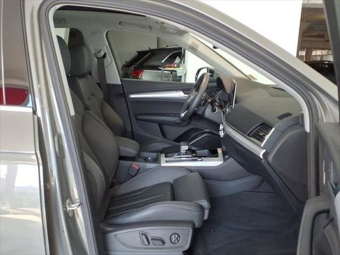 Certified 2024 Audi Q5 2.0T Premium Plus w/ Premium Plus Package AWD/4WD image 21