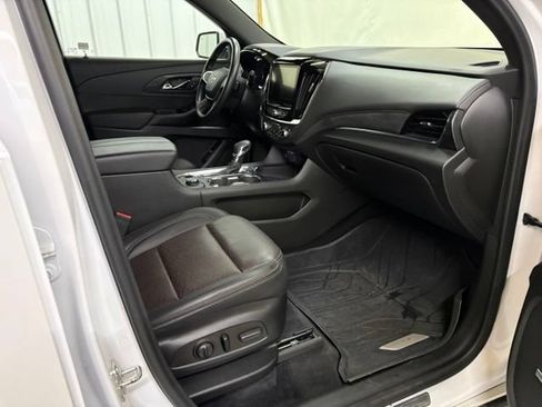 Used 2023 Chevrolet Traverse High Country AWD/4WD image 29