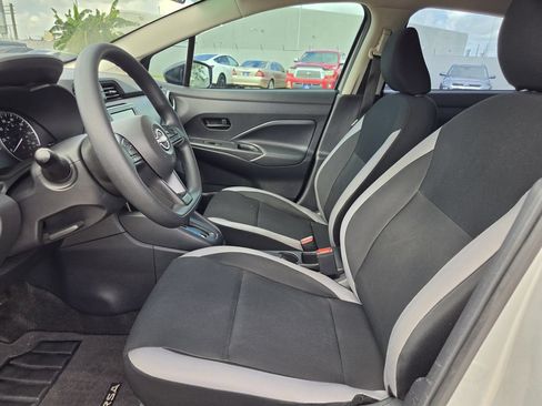 Used 2025 Nissan Versa S w/ Trunk Package FWD image 25