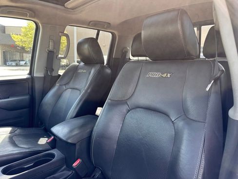 Used 2015 Nissan Frontier PRO-4X w/ Pro-4x Luxury Package image 21
