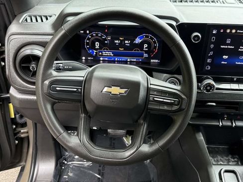 Certified 2024 Chevrolet Colorado W/T RWD image 14