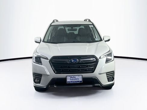 Used 2023 Subaru Forester Limited AWD/4WD image 2