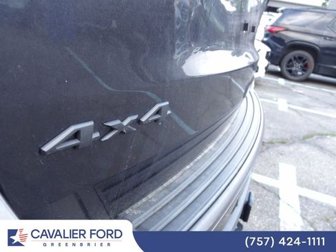 Used 2019 Jeep Grand Cherokee Trailhawk AWD/4WD image 16