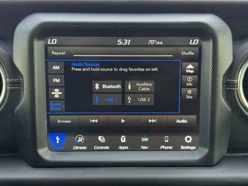 Used 2023 Jeep Wrangler Unlimited Sahara AWD/4WD image 24