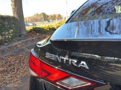 New 2025 Nissan Sentra SR image 14