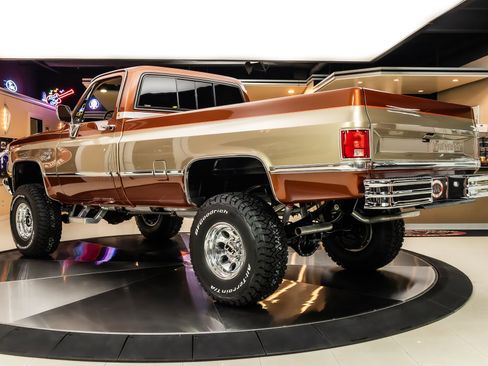 Used 1987 Chevrolet C/K Truck 2500 image 15