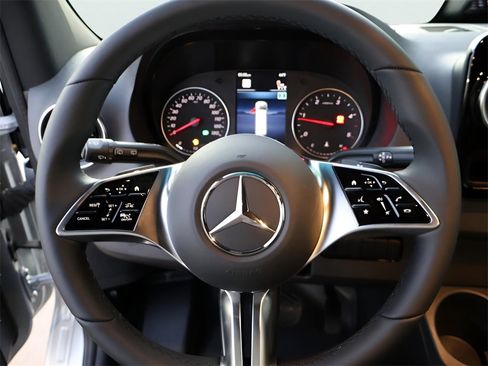 New 2025 Mercedes-Benz Sprinter 2500 image 28
