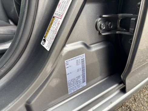 Used 2025 Nissan Altima 2.5 SV image 30