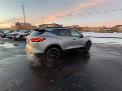 Certified 2025 Chevrolet Blazer LT w/ Midnight/Sport Edition image 8