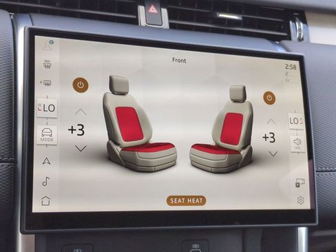 Used 2025 Land Rover Discovery Sport Dynamic SE image 24