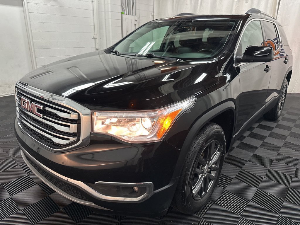 Used 2017 GMC Acadia SLT AWD/4WD image 5