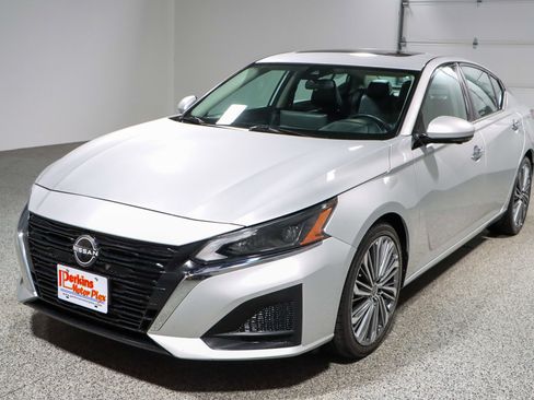 Used 2023 Nissan Altima 2.5 SL image 30