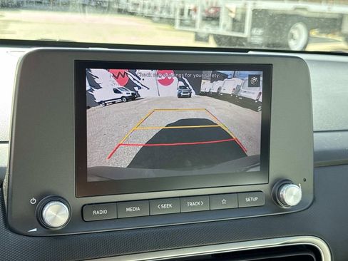Used 2023 Hyundai Kona SE image 33