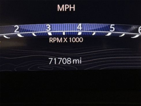 Used 2022 Jeep Grand Cherokee Trailhawk w/ Luxury Tech Group III image 12