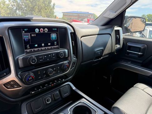 Used 2015 Chevrolet Silverado 1500 LTZ AWD/4WD image 29