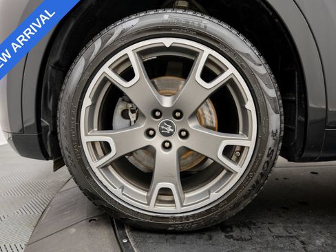 Used 2022 Maserati Levante GT AWD/4WD image 30