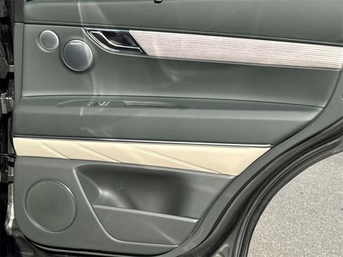 New 2026 Genesis GV80 2.5T Prestige image 16