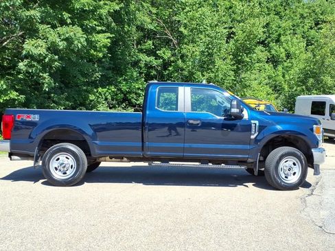 Certified 2022 Ford F350 XL w/ Power Equipment Group AWD/4WD image 3