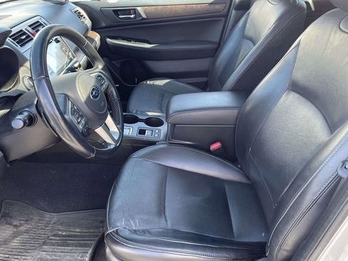Used 2017 Subaru Outback 2.5i Limited image 16