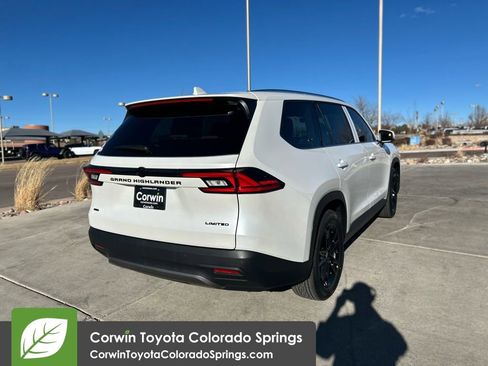 New 2026 Toyota Grand Highlander Limited image 7