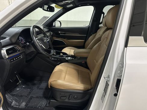 Used 2022 Kia Telluride SX image 16