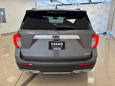 Certified 2023 Ford Explorer XLT w/ Equipment Group 202A AWD/4WD image 4