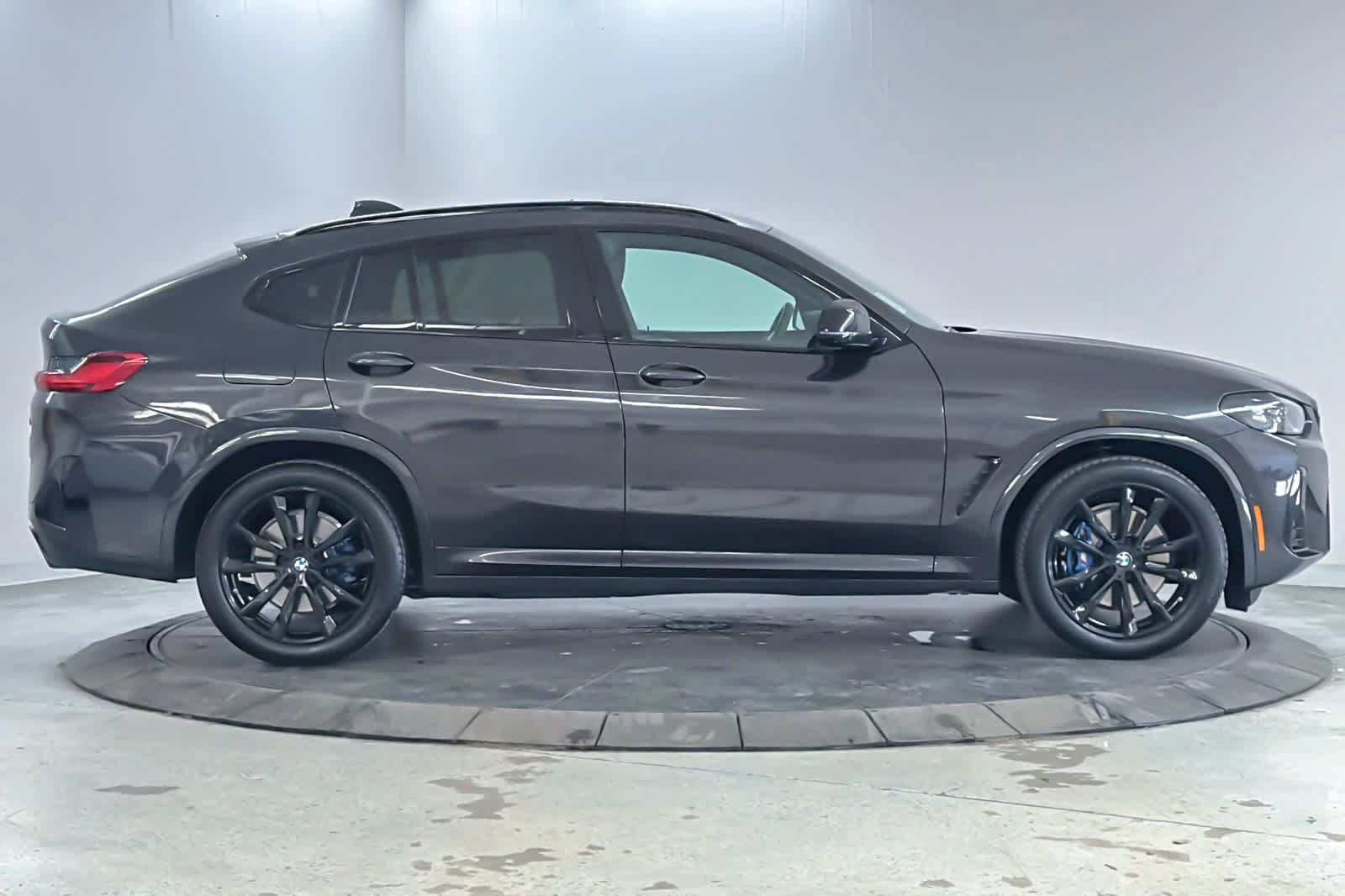 Used 2025 BMW X4 M40i AWD/4WD image 8